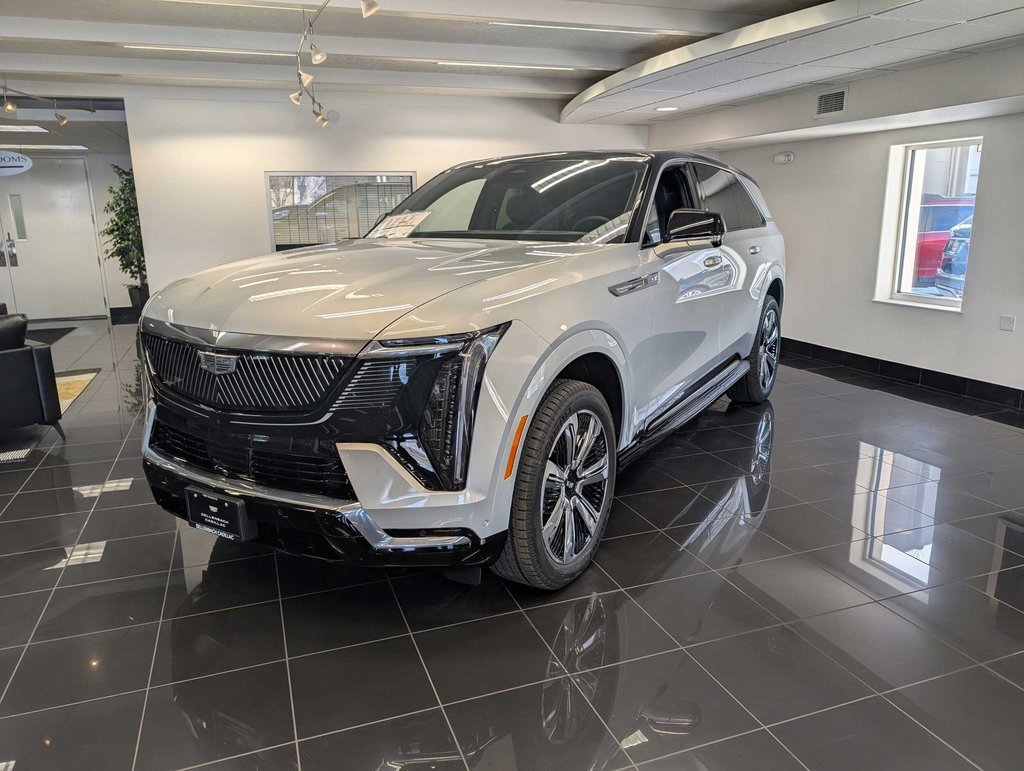 2025 Cadillac Escalade IQ Luxury photo 2