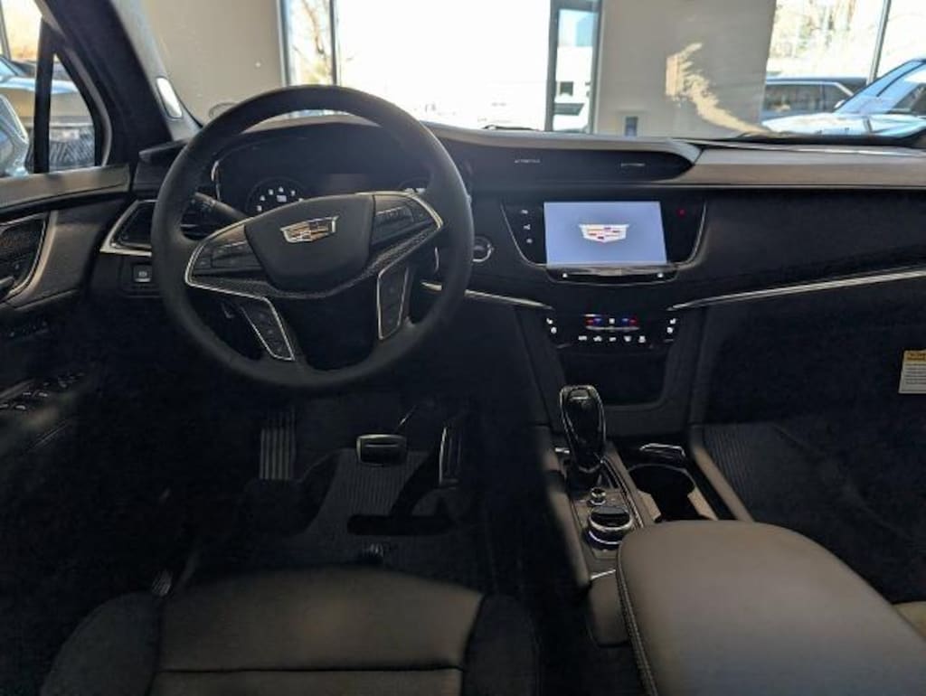 New 2025 CADILLAC XT5 Sport SUV