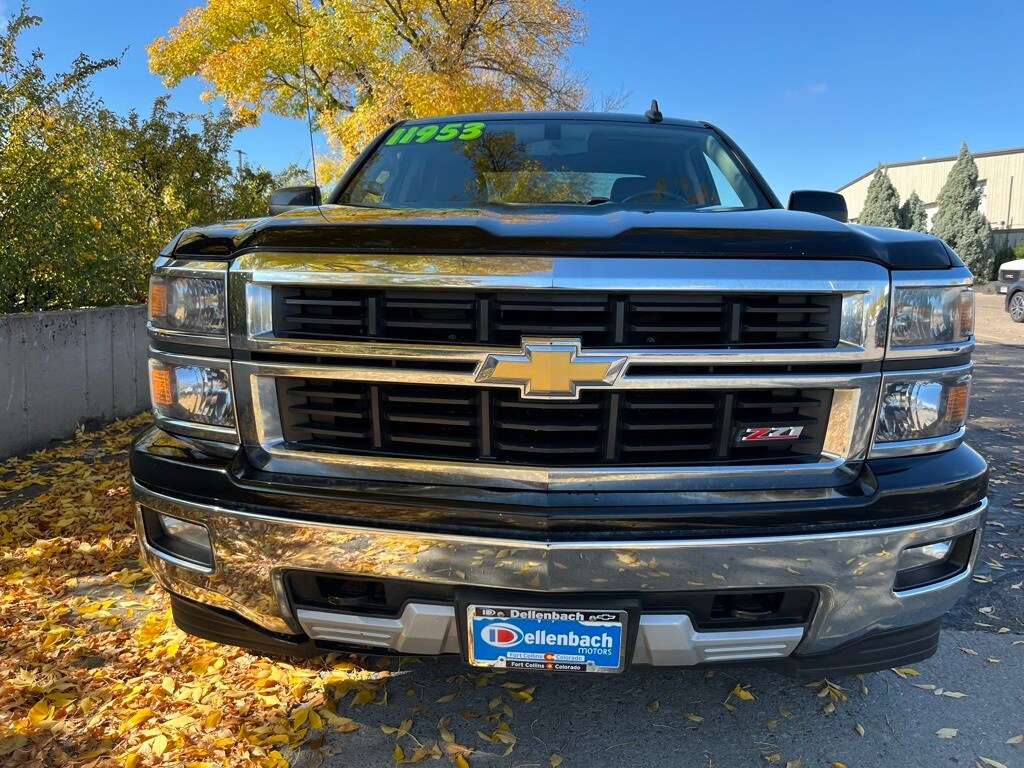 2015 Chevrolet Silverado 1500 LT photo 2