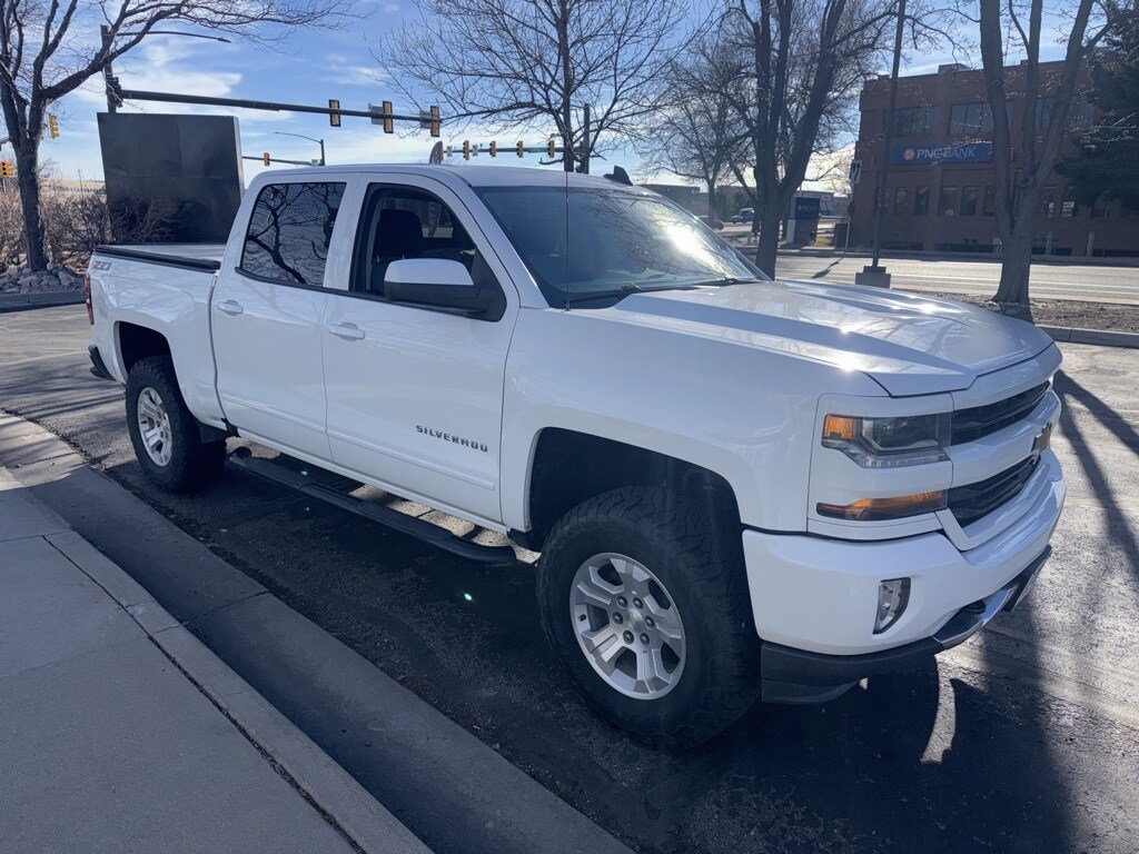 Used 2018 Chevrolet Silverado 1500 LT w/2LT Truck Crew Cab
