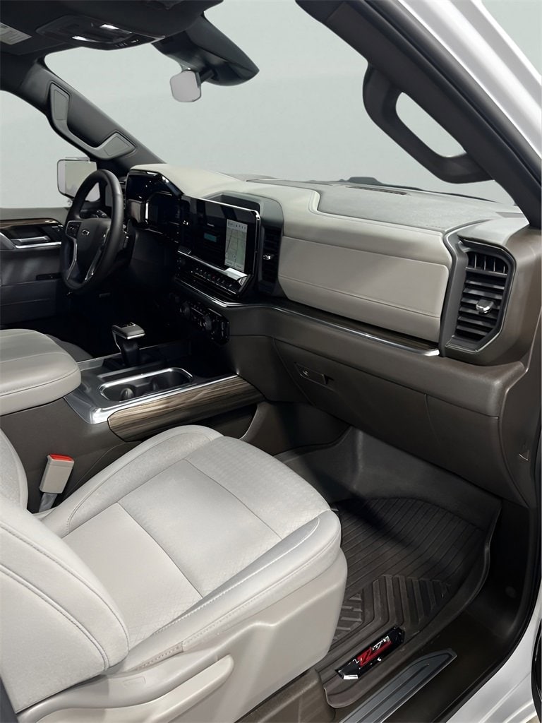 Image of 2025 Chevrolet Silverado 1500 LT Trail Boss Truck