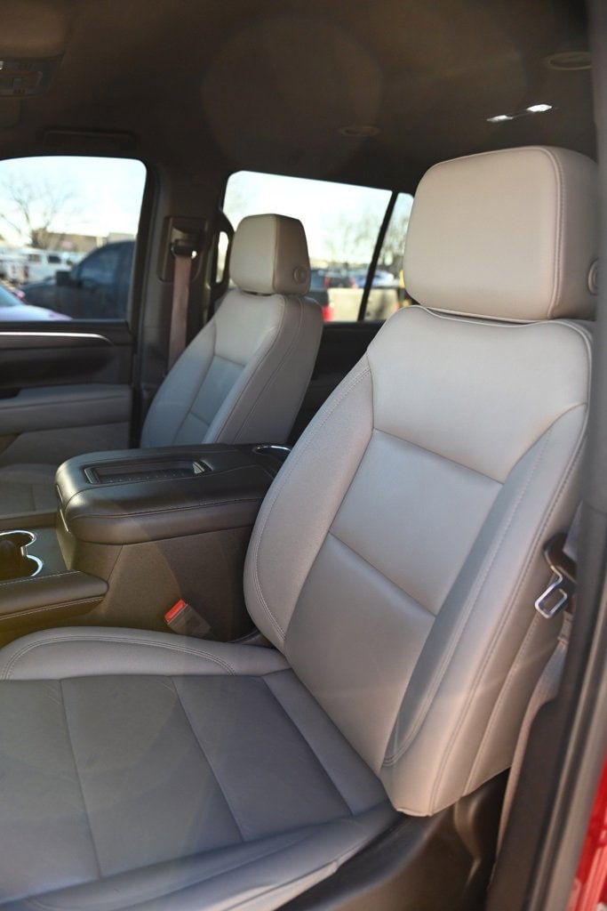 Image of 2023 Chevrolet Tahoe Z71 SUV