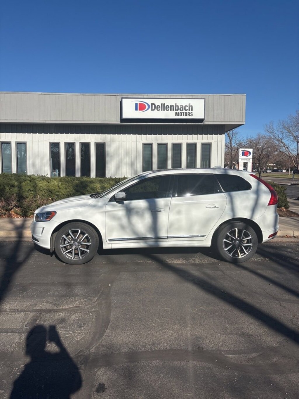 Used 2016 Volvo XC60 T6 Drive-E