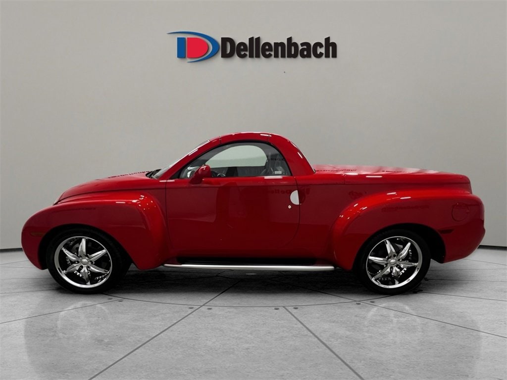 Used 2005 Chevrolet SSR LS Car