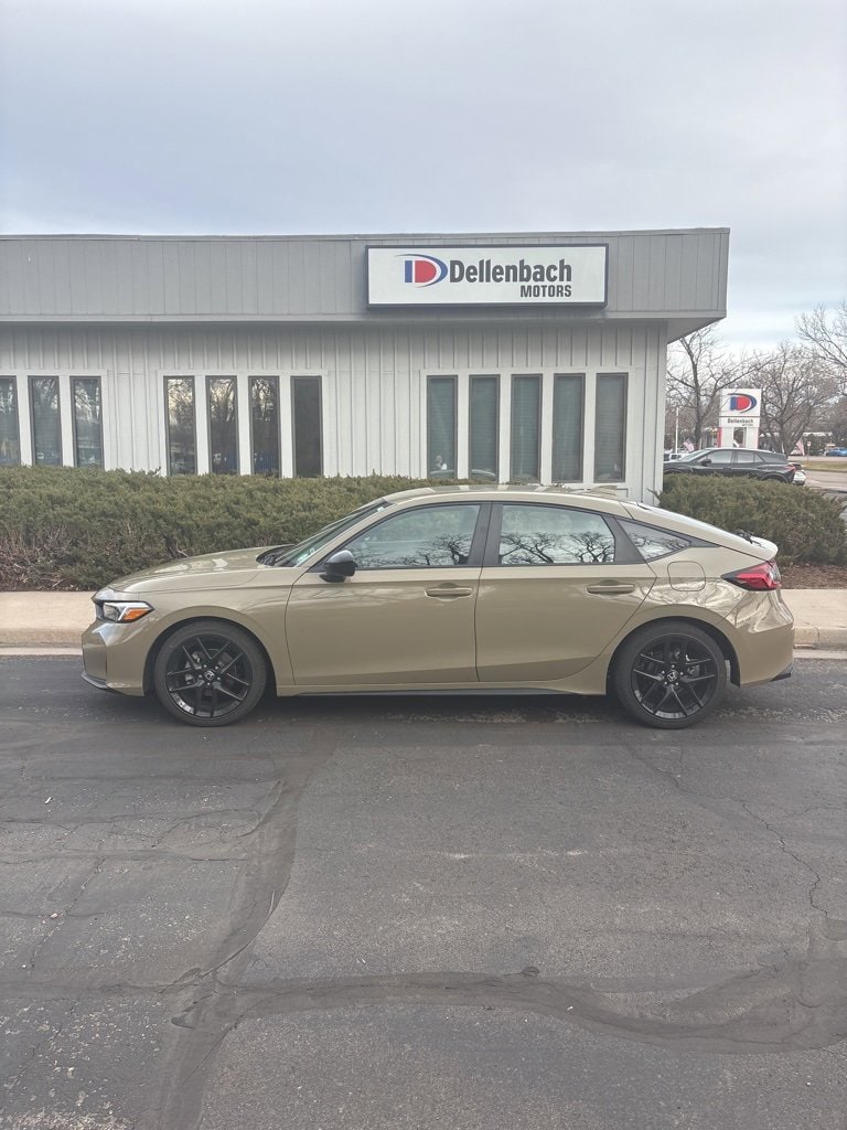 2025 Honda Civic Hatchback Sport's photo