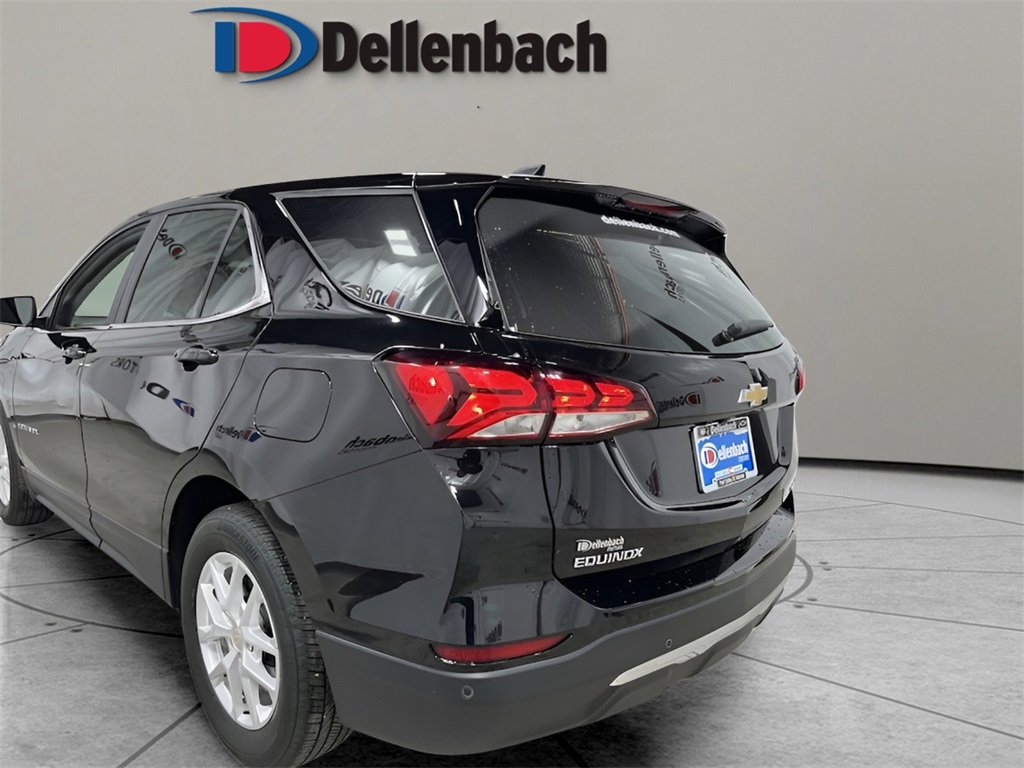 2022 Chevrolet Equinox LT photo 3