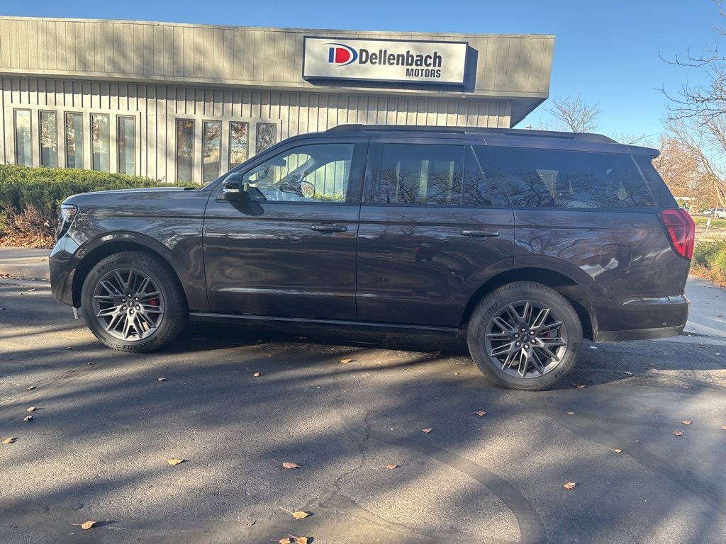Used 2025 Ford Expedition Platinum