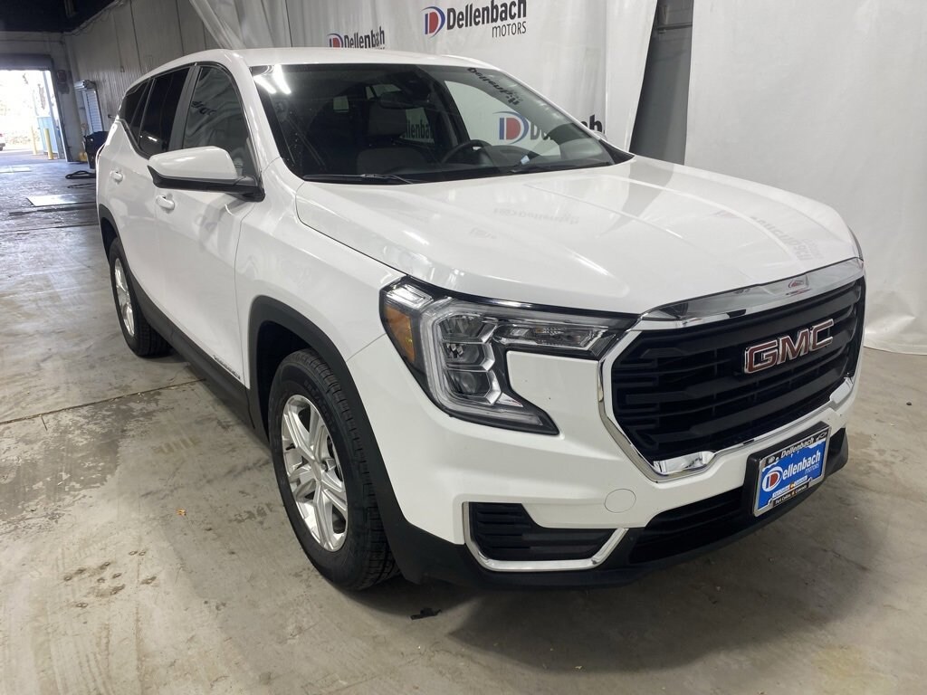 Used 2024 GMC Terrain SLE SUV
