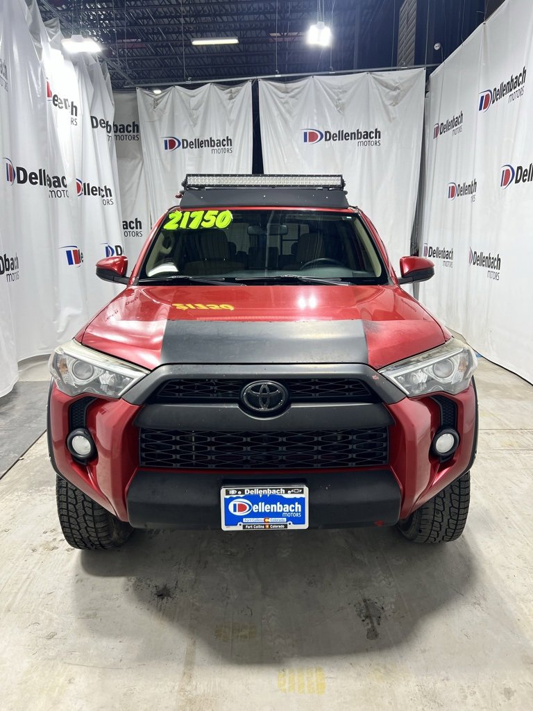 2015 Toyota 4Runner SR5's photo