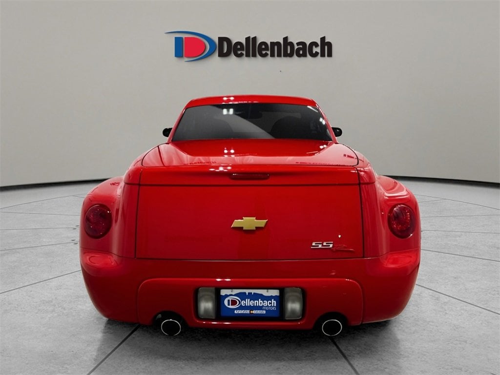 Used 2005 Chevrolet SSR LS Car