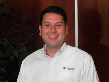 Staff member Devon Dellenbach from ID_b8e8a5376199