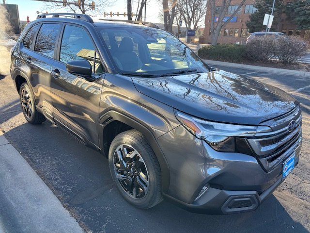 2025 Subaru Forester Limited's photo