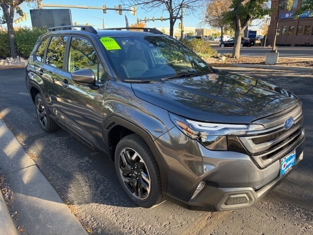 2025 Subaru Forester Premium's photo