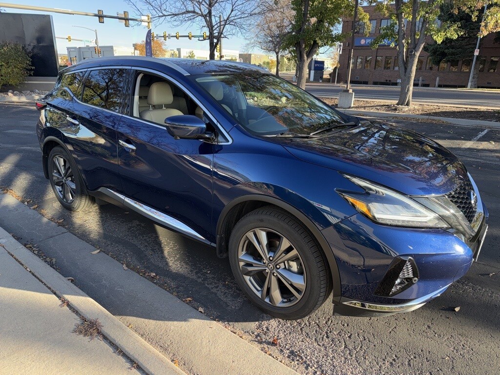 2021 Nissan Murano Platinum photo 2