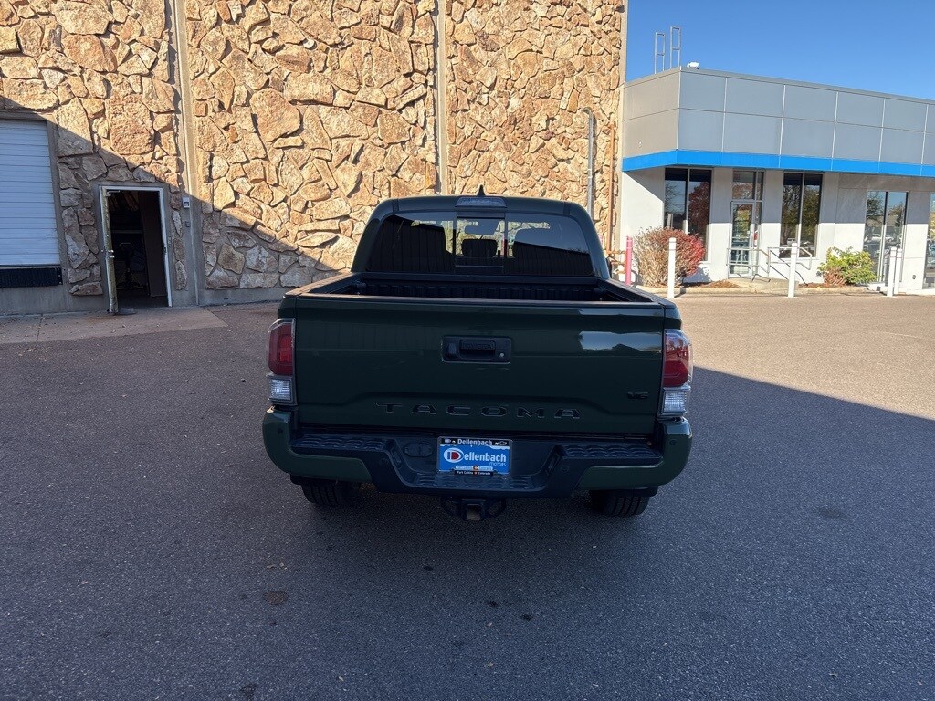 2022 Toyota Tacoma TRD Sport V6 4x4 SR photo 2