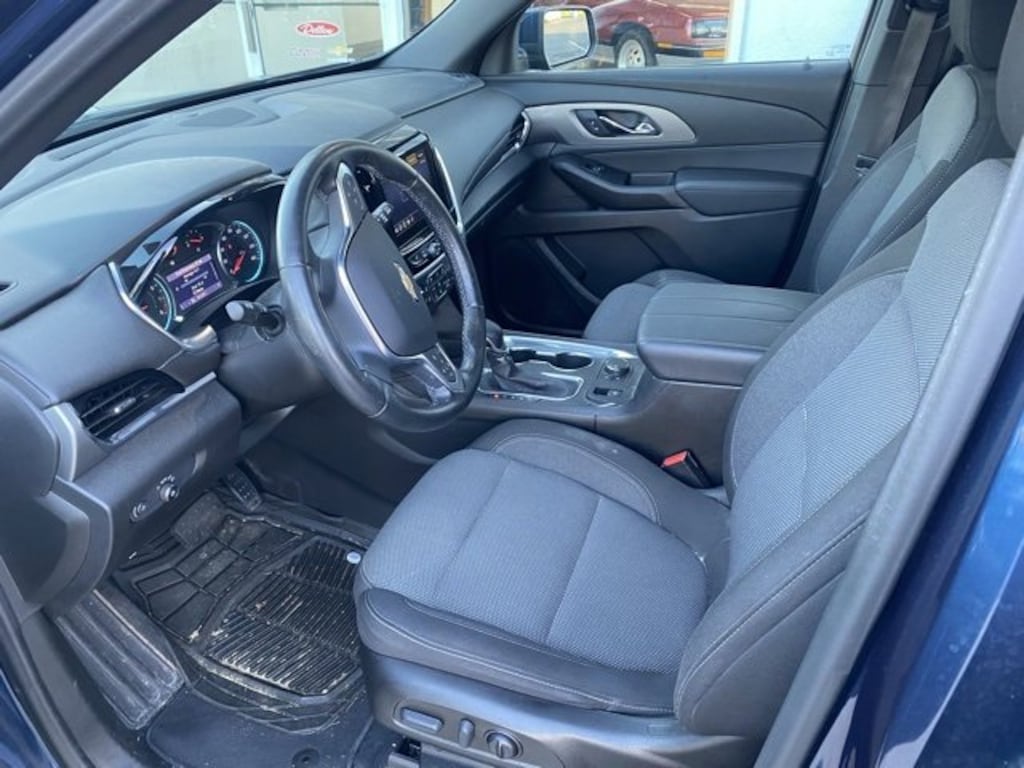 Certified 2023 Chevrolet Traverse LT Cloth SUV