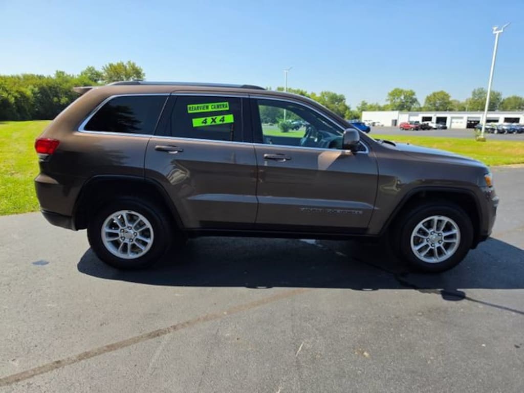 Used 2020 Jeep Grand Cherokee Laredo E 4x4 SUV