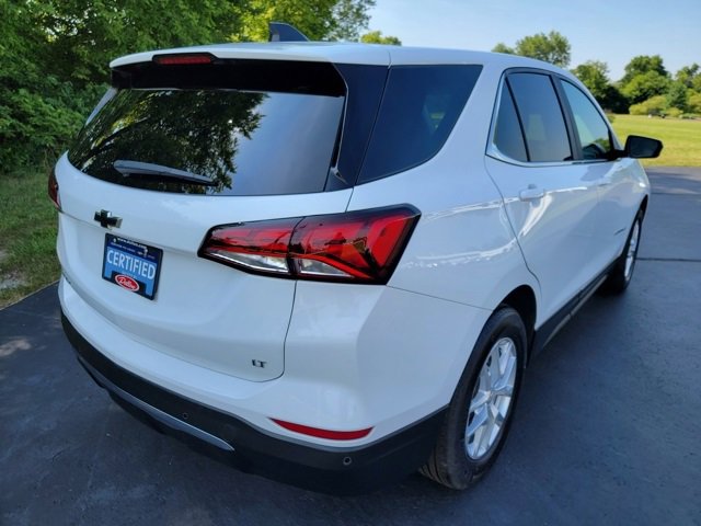 2022 Chevrolet Equinox LT photo 3