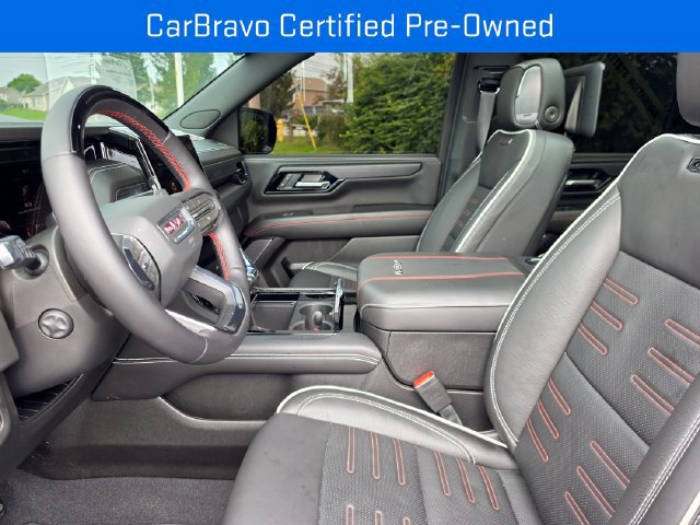 2026 GMC Yukon AT4 Ultimate - Photo 13
