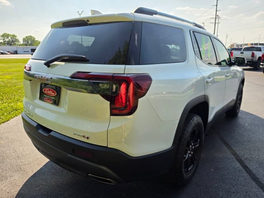 Used 2023 GMC Acadia AT4 SUV