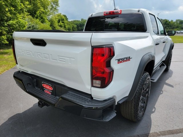 2026 Chevrolet Colorado Trail Boss photo 3