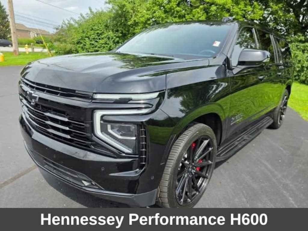 Used 2025 Chevrolet Suburban RST SUV
