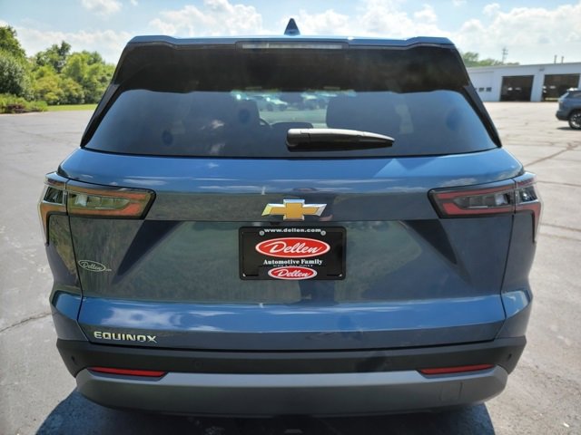 2026 Chevrolet Equinox LT photo 4