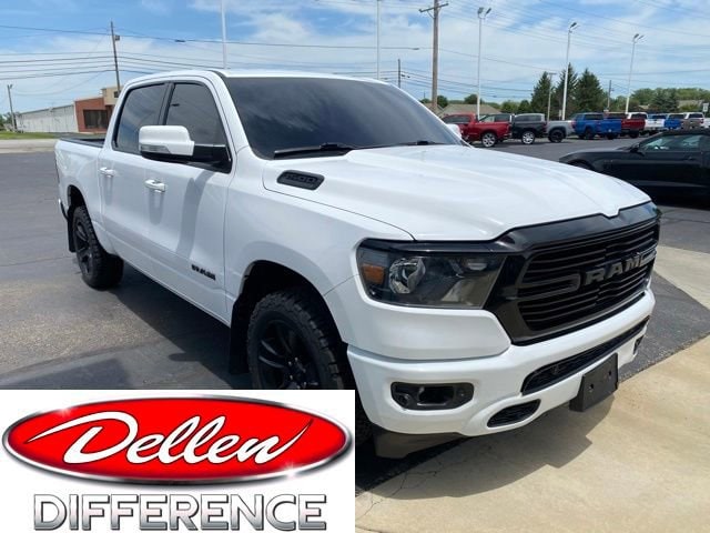 2020 RAM 1500 Big Horn/Lone Star 4x4 Crew Cab 5'7's photo