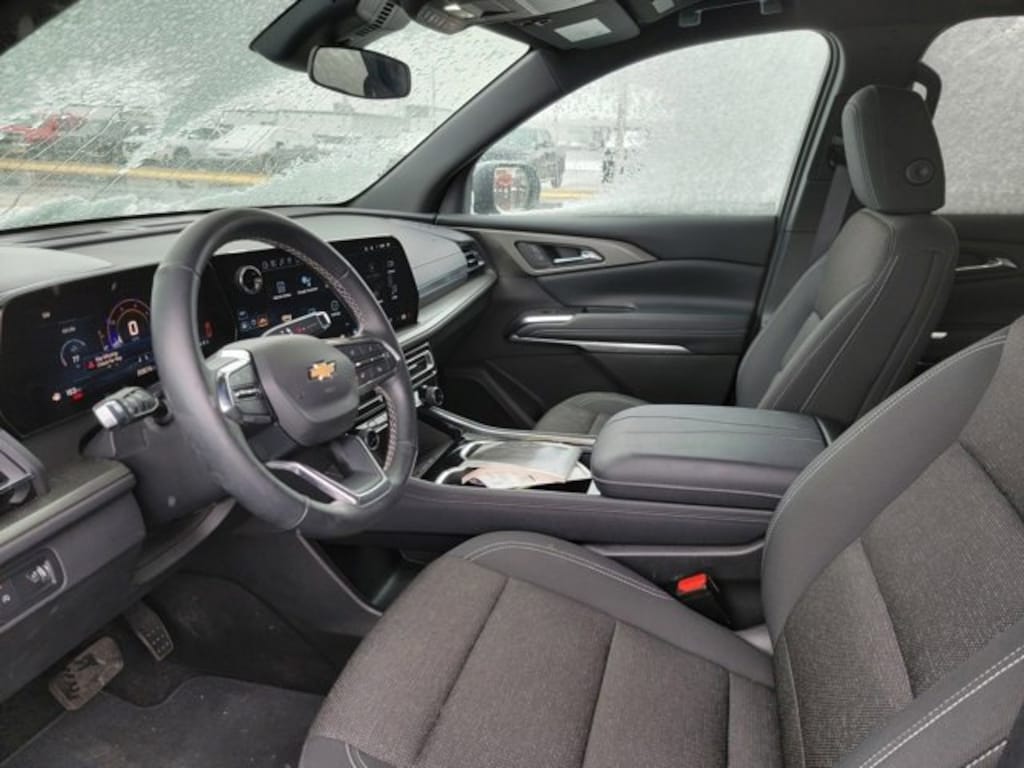 Certified 2025 Chevrolet Traverse LT SUV