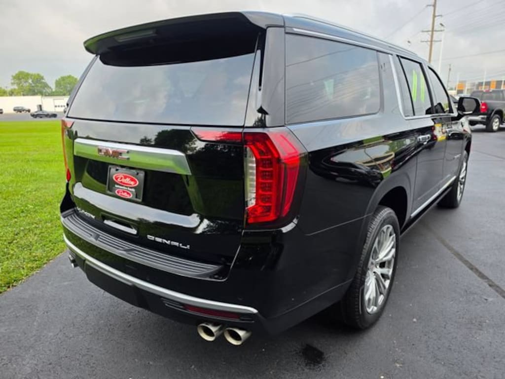 Used 2023 GMC Yukon XL Denali SUV