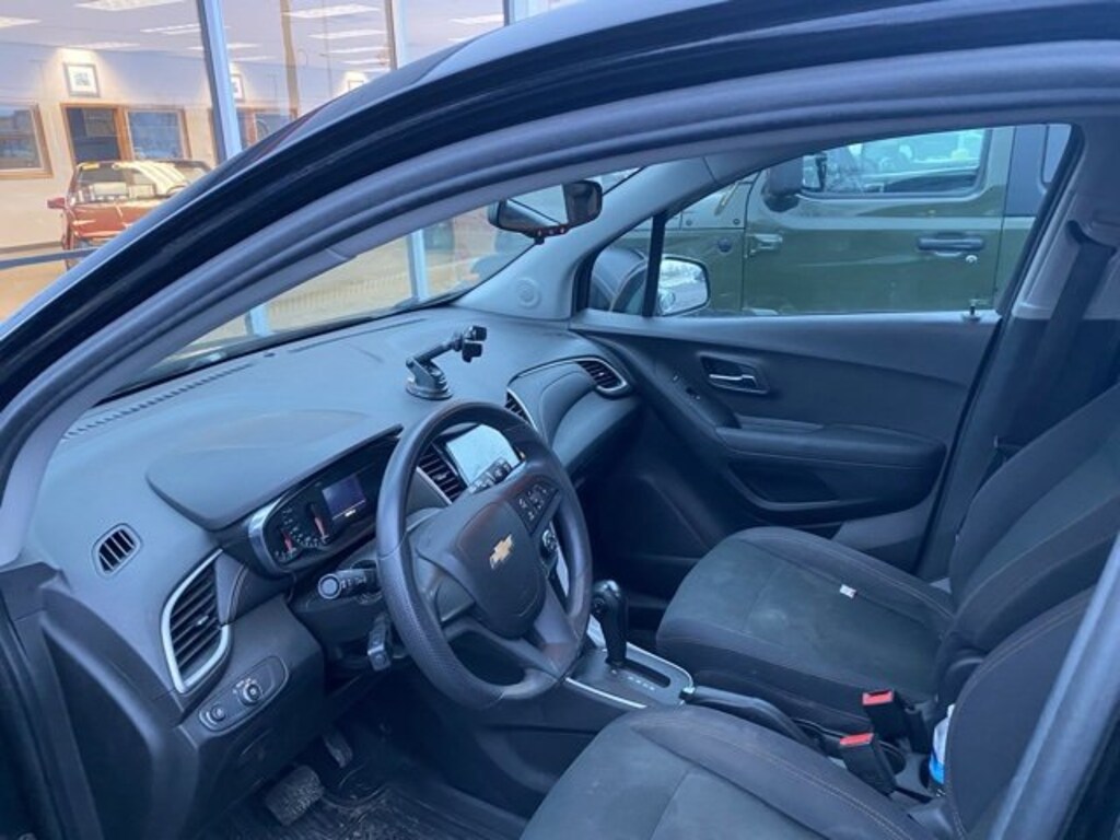 Used 2017 Chevrolet Trax LS SUV