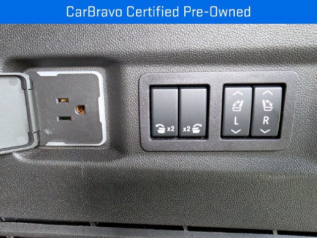 2026 GMC Yukon AT4 Ultimate - Photo 47