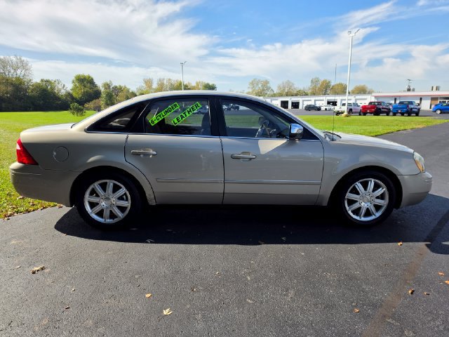 Used 2006 Ford Five Hundred Limited with VIN 1FAFP25126G147266 for sale in Greenfield, IN
