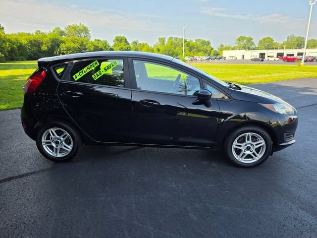 Used 2017 Ford Fiesta SE with VIN 3FADP4EJ6HM167936 for sale in Greenfield, IN