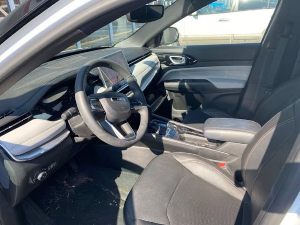 Used 2023 Jeep Compass Limited