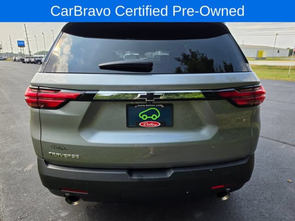 Used 2023 Chevrolet Traverse LS SUV
