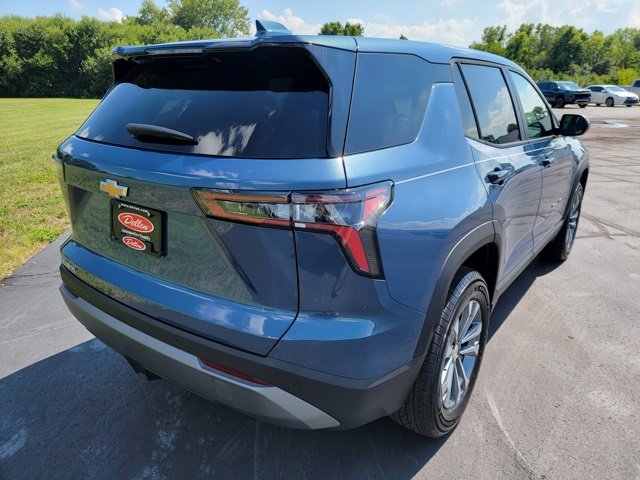 2026 Chevrolet Equinox LT photo 3