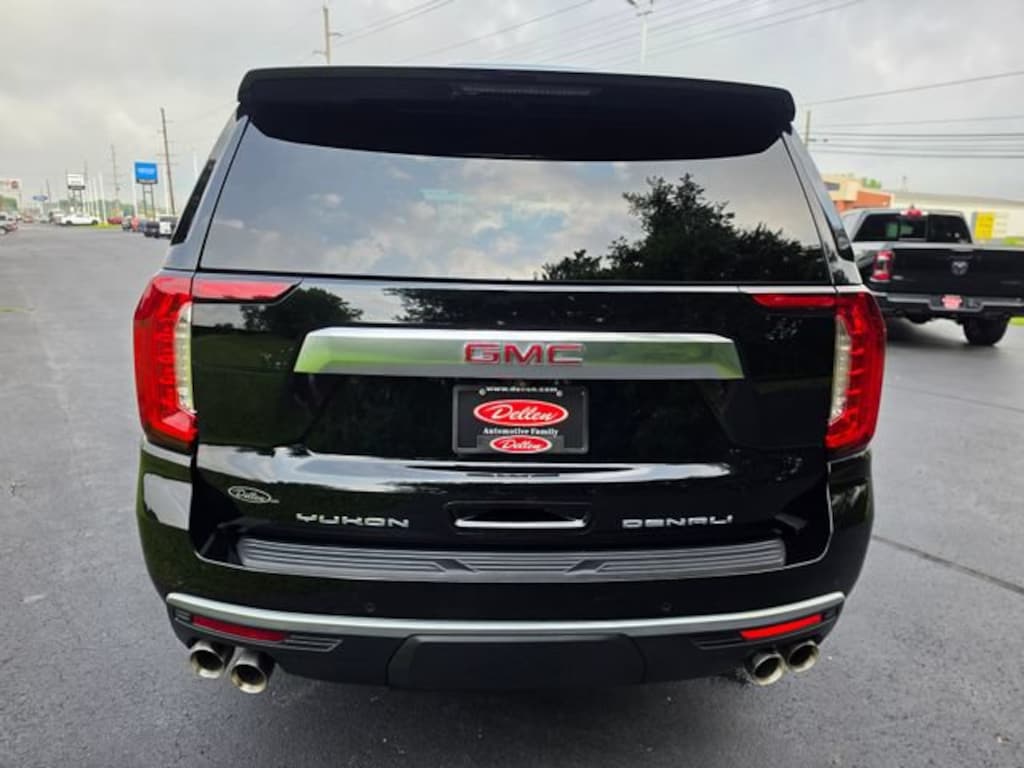 Used 2023 GMC Yukon XL Denali SUV
