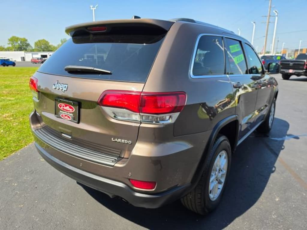 Used 2020 Jeep Grand Cherokee Laredo E 4x4 SUV