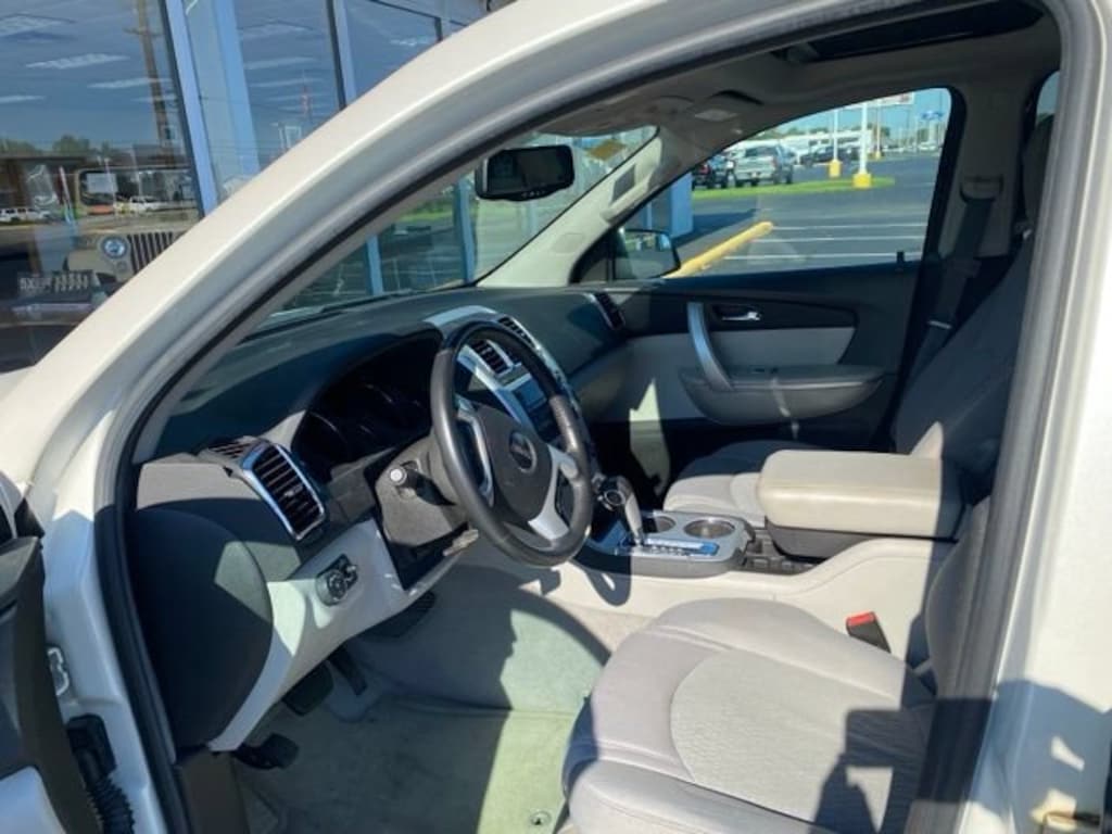 Used 2011 GMC Acadia SLE SUV