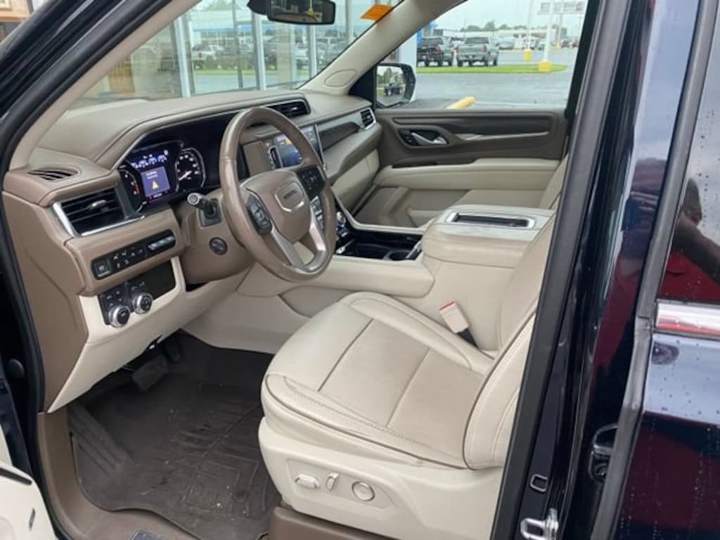 Used 2021 GMC Yukon XL Denali SUV