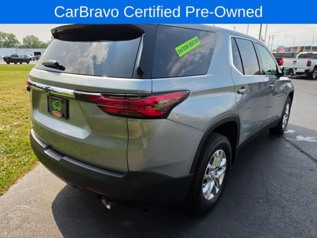 Used 2023 Chevrolet Traverse LS SUV