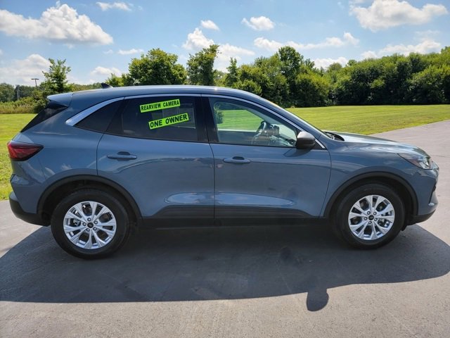 2023 Ford Escape Active photo 2