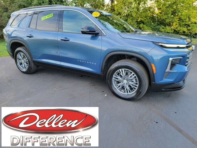 2025 Chevrolet Traverse LT's photo