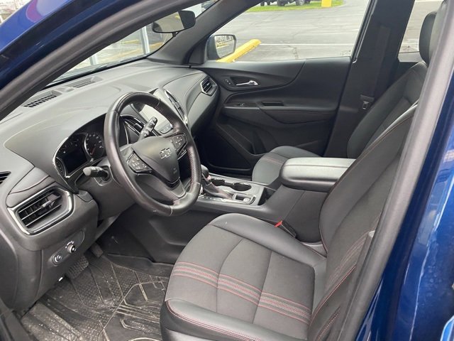 2022 Chevrolet Equinox RS photo 3