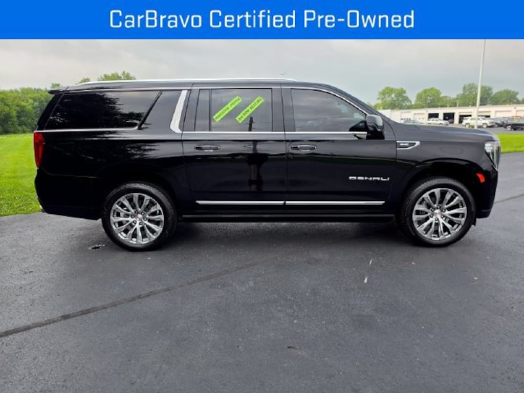 Used 2023 GMC Yukon XL Denali SUV