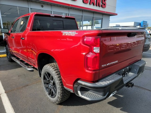 2024 Chevrolet Silverado 1500 LT Trail Boss photo 2