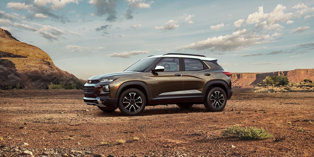 2022 Chevroelt Trailblazer Side View in Canyon