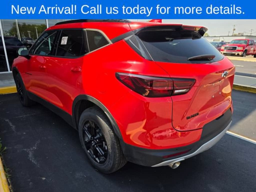 Used 2025 Chevrolet Blazer 2LT SUV