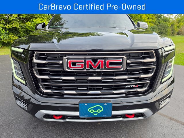 2026 GMC Yukon AT4 Ultimate - Photo 8